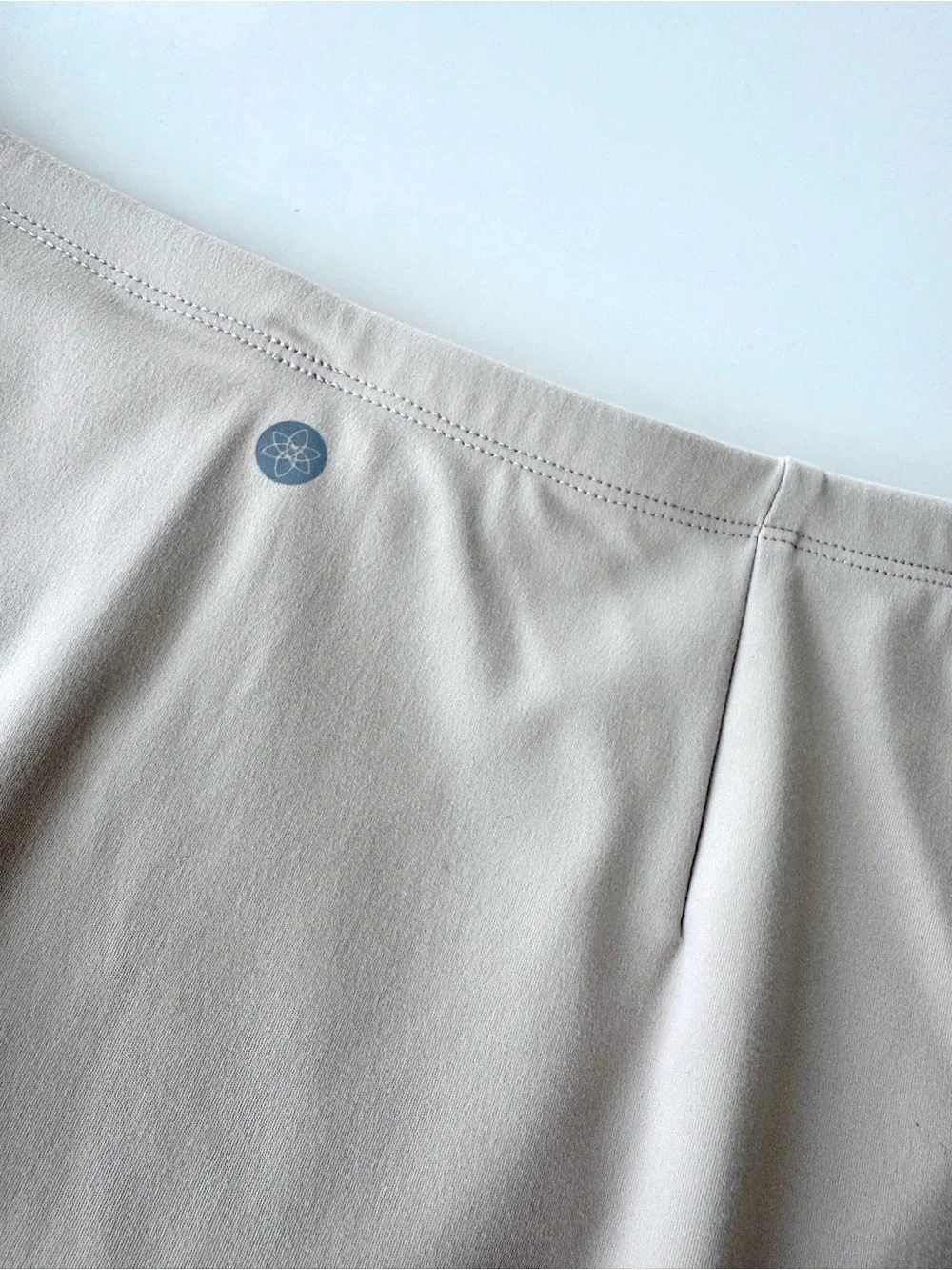 Women's Active Skort in Light Taupe 4-Way Stretch Size L